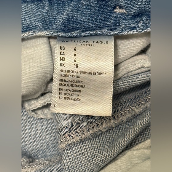 American Eagle Outfitters Mom Shorts - Picture 6 of 6